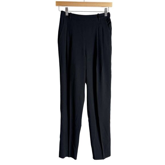 M.M. LaFleur Howland Black Pleated Tapered Trouser Pants Size 0 Petite - Picture 3 of 10